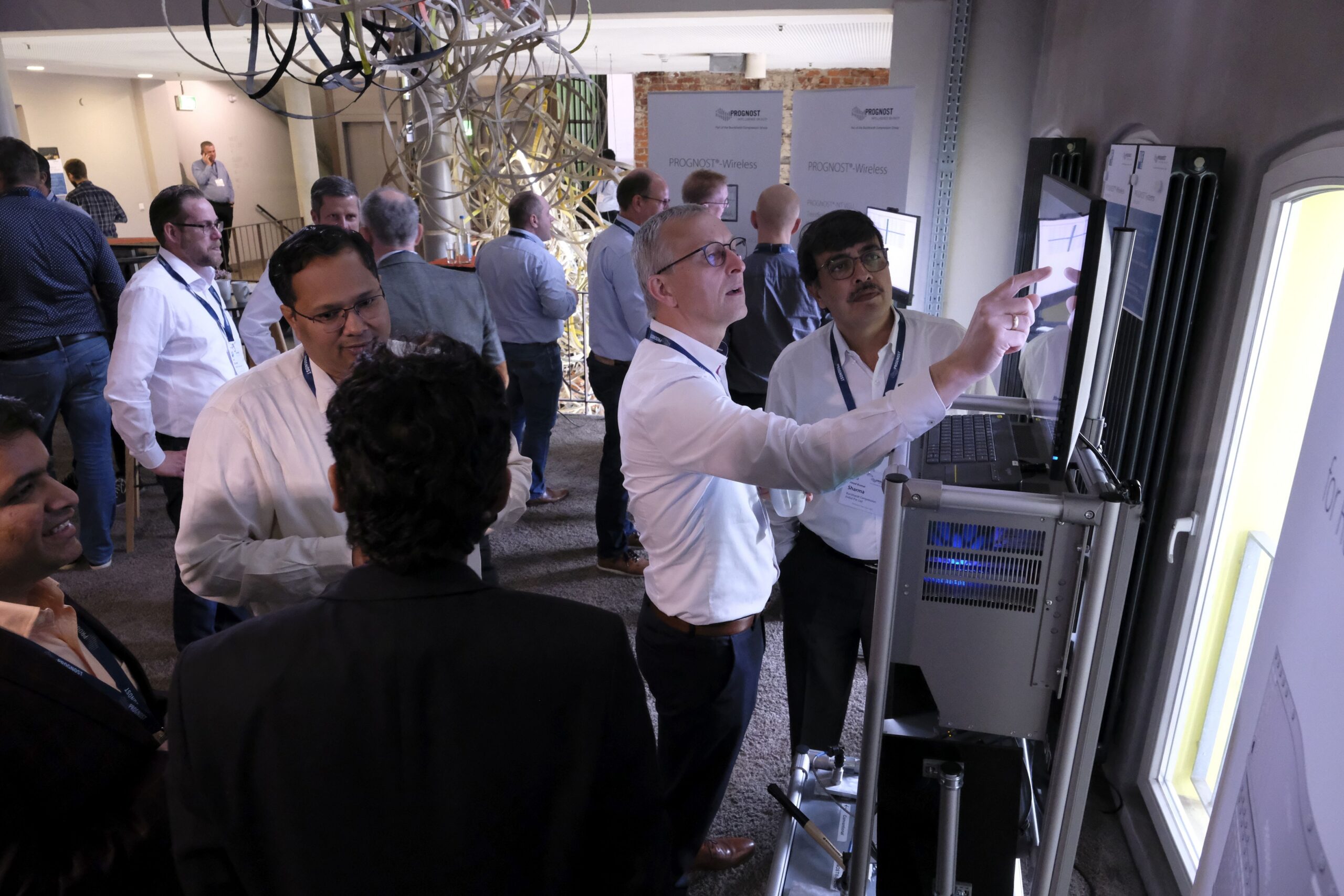 Demonstration points during breaks